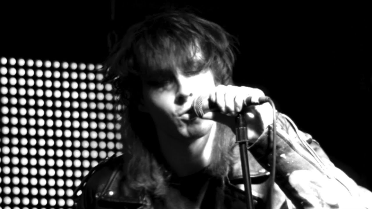 Emi Larraud Sex, Break, Down! (Official Video) YouTube