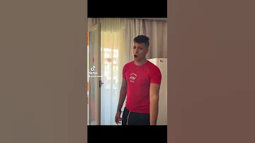 امي قالت لي ده في الجامعه في بنات 