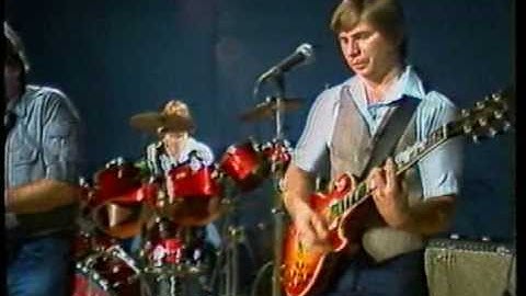 The Oscillators: That Girl - Live From Studio One