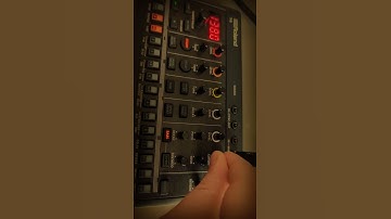 Roland T-8 4 step pattern  #rolandt8  #synthesizer