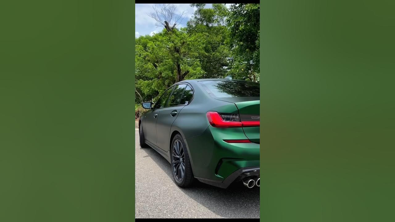 PET Romance Chrome Venom Green Vinyl Wrap | RAXTiFY PET Romance Chrome Venom Green Vinyl Wrap | RAXTiFY