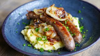 Wildwurst mit Steinpilzen