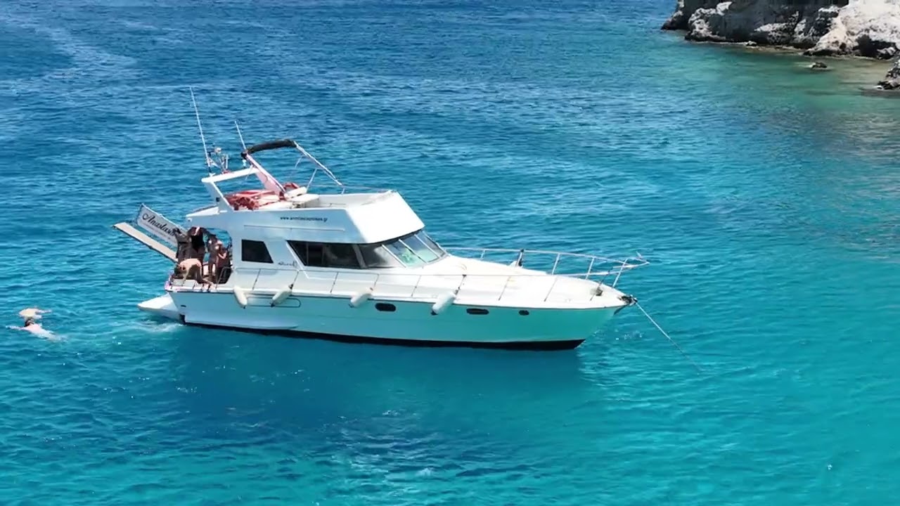 private yacht charter rhodes