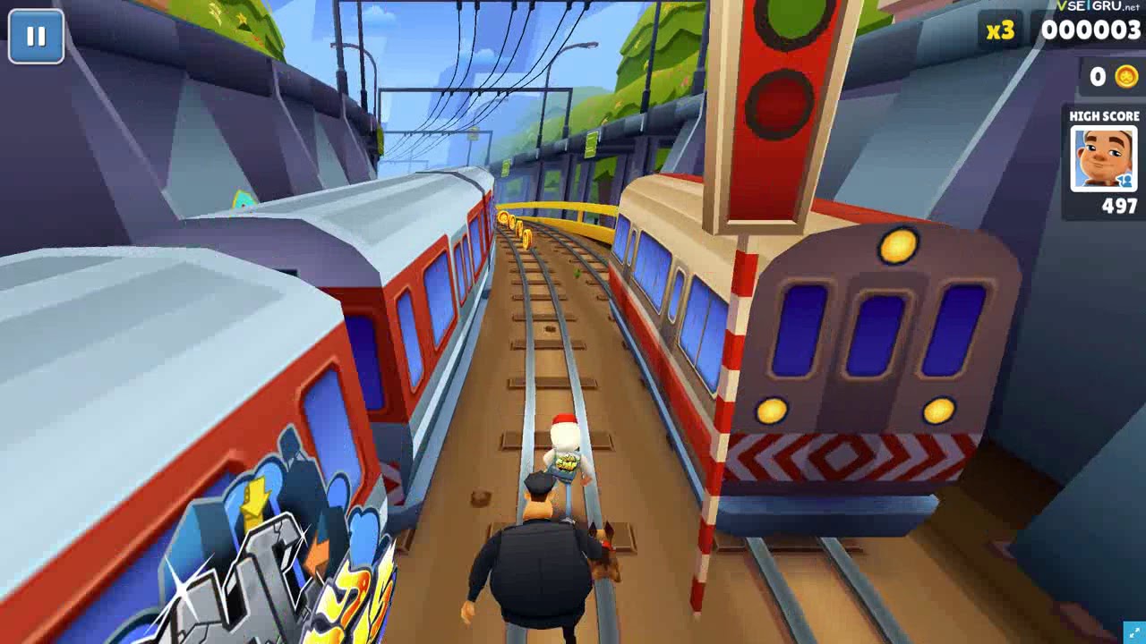 Игры где бежит мальчик. Игра бегалки Subway Surfers. Игра поезд Subway. Игра Бегущий мальчик. Игра бег по поездам.