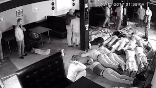 В ночной клуб в Ельце ворвались люди в масках В ночной клуб в Ельце ворвались люди в масках