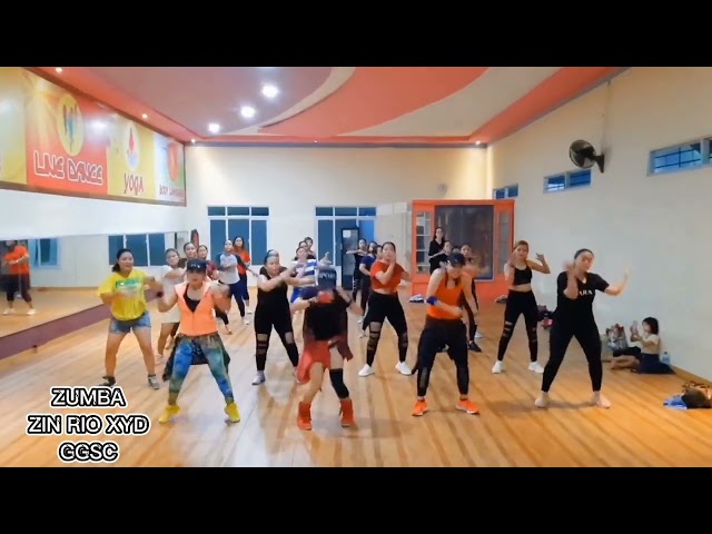 DJ makarena remix || Dance tiktok || Zin Rio & Friend class=