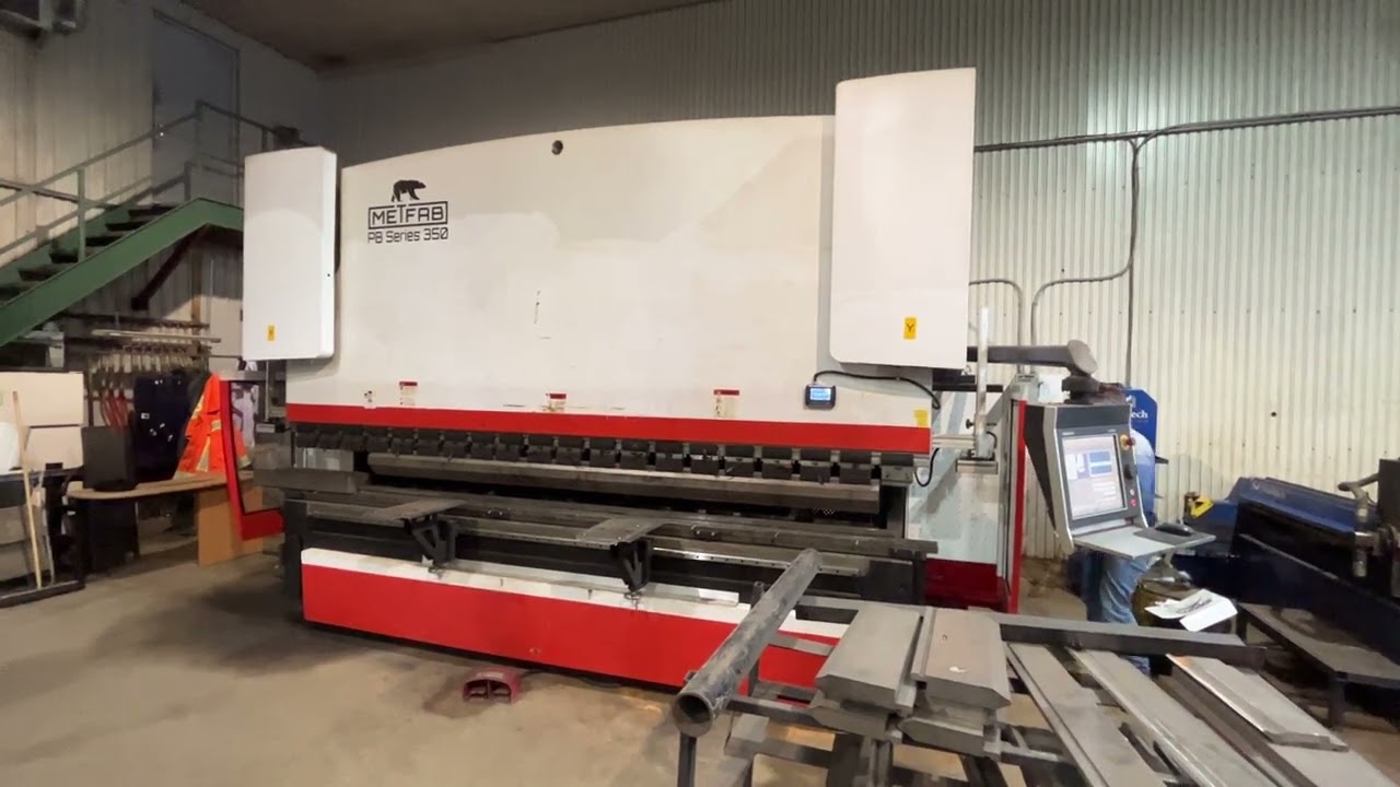 2017 METFAB PB350 CNC Hydraulic Press Brake with 350 TON X 13FT Capacity
