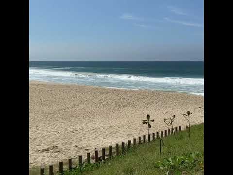 Praia do Leblon, no Rio, vazia - 22 de março de 2021