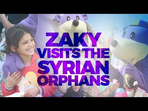 zaky-visiting-syrian-orphans-in-lebanon-2018