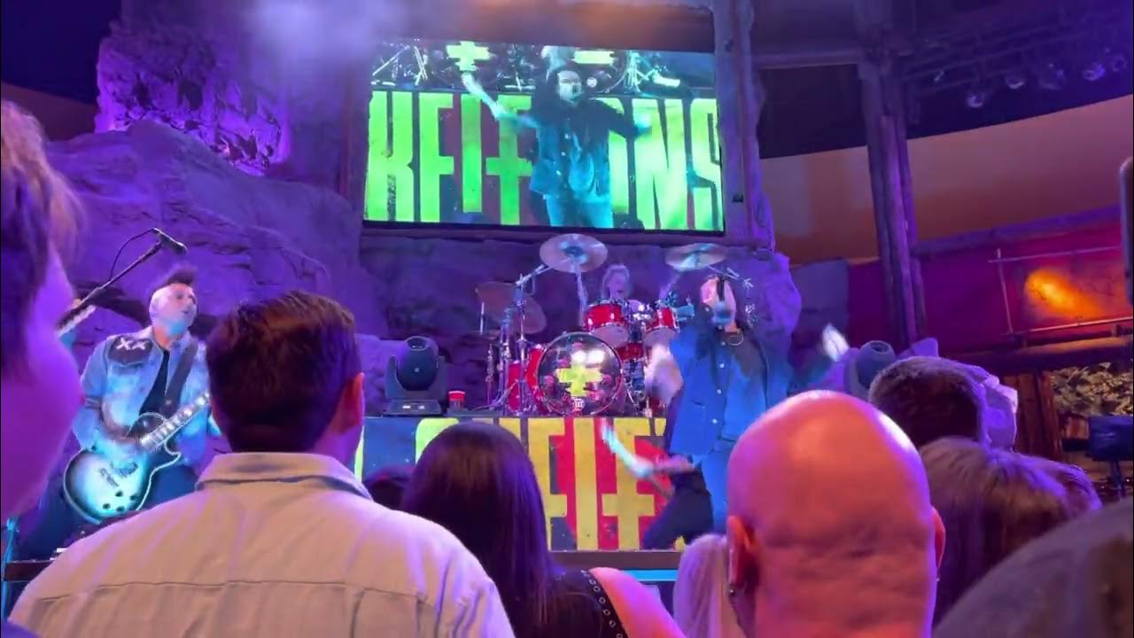 Pop Evil “Paranoid (Crash and Burn)” YouTube