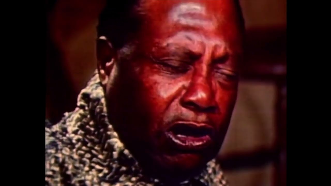 Bukka White - Freight Train Blues - YouTube