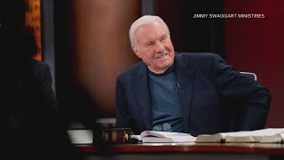 Televangelist Jimmy Swaggart hospitalized after cardiac arrest at Baton Rouge home