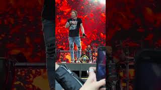 🎸🔥 Guns N’ Roses Axl Rose the fire grew older but never learned to burn softer #gunsnroses