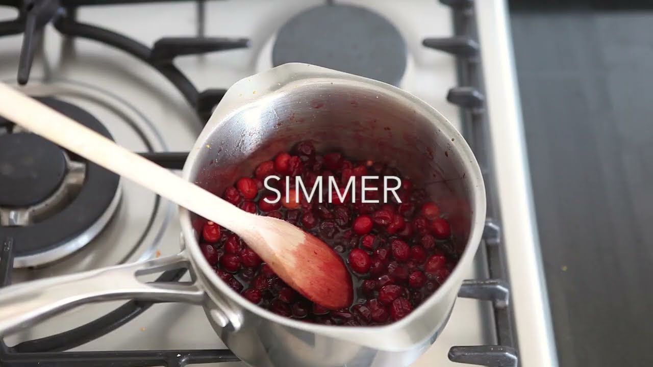 Baked Camembert with Cranberry Sauce - YouTube