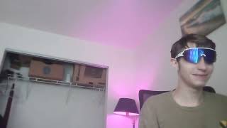 Smoke sesh with @mr.cloudgang and @zingedluke 