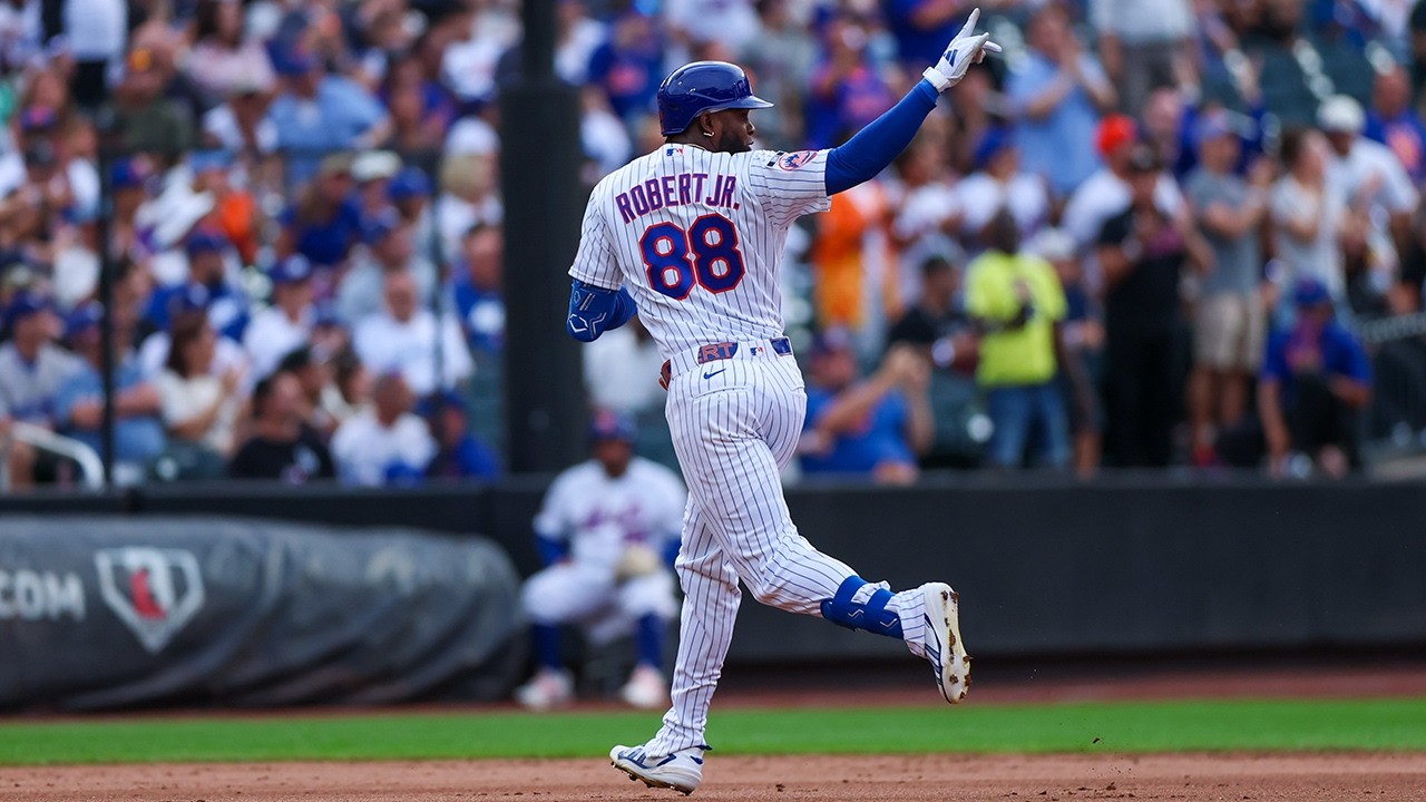 Luis Robert Jr. CRUSHES Solo Home Run vs. Dodgers | FULL AT-BAT
