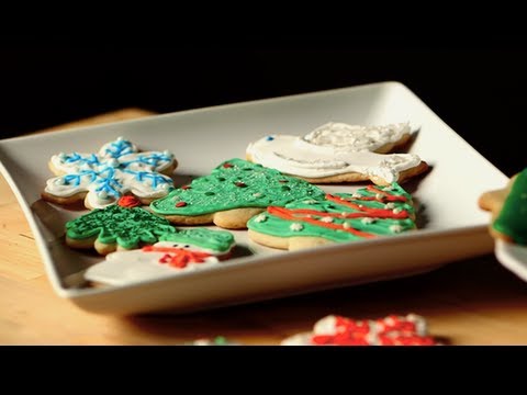 How to Decorate Christmas Sugar Cookies, Baking Tutorial, Yum How To | POPSUGAR Food