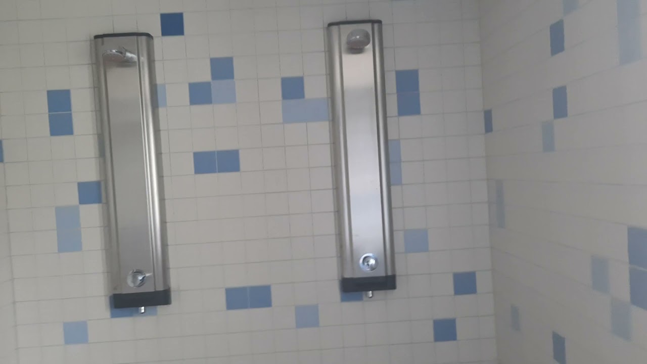 Die (noch nicht ganz fertig überholte) Sporthalle der TGS Südeichsfeld...