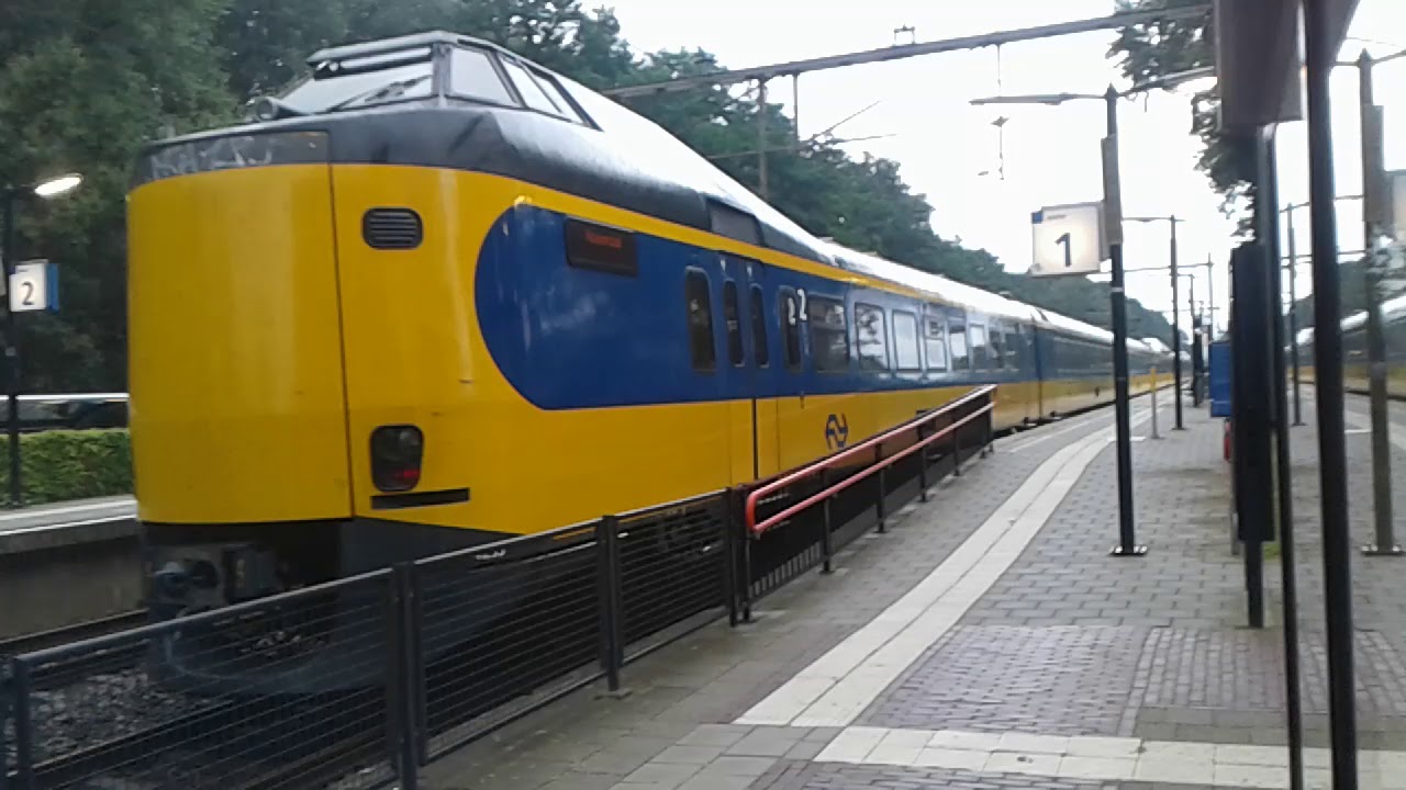 Treinen op station Wijhe