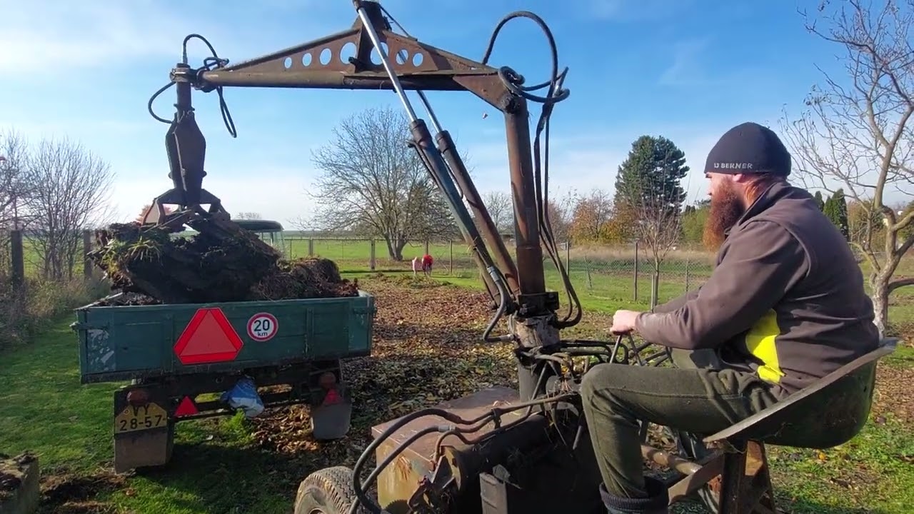 Zetor 25 a stařičký nakladač nujn 100 