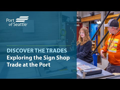 کشف حرفه ها گشت و گذار در فروشگاه تابلوسازی در بندر