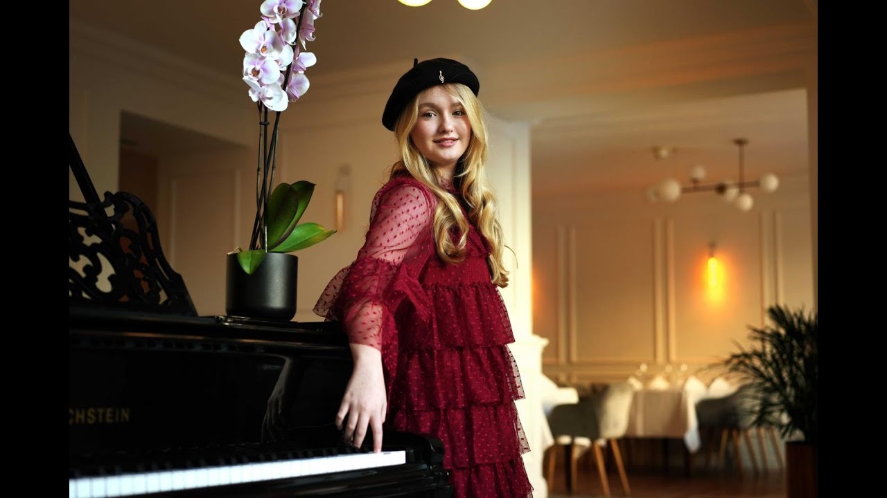 Lou Deleuze - Ce Monde | 🇫🇷 France | cover by Hanna Kukuszka