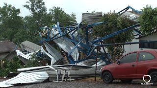 Temporal destrói casas e derruba árvores em Capanema