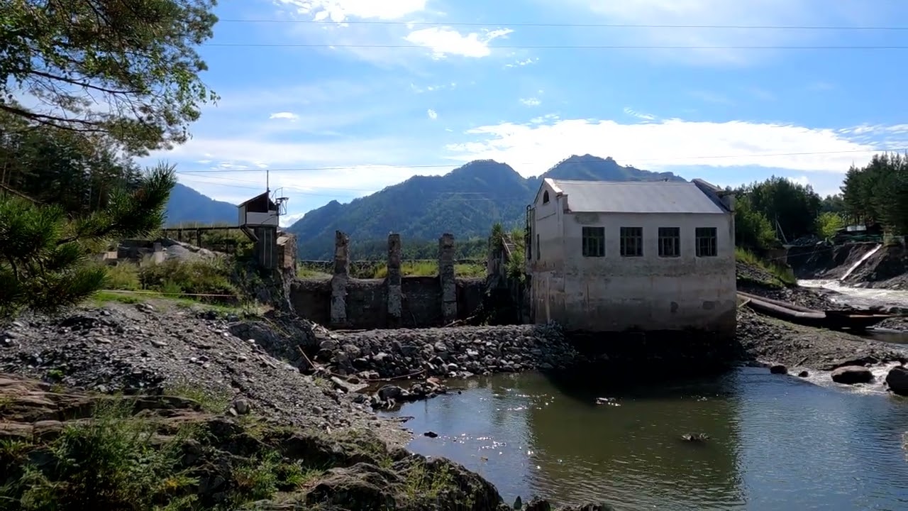Чемальская ГЭС, Горный Алтай, слияние рек Чемал и Катунь