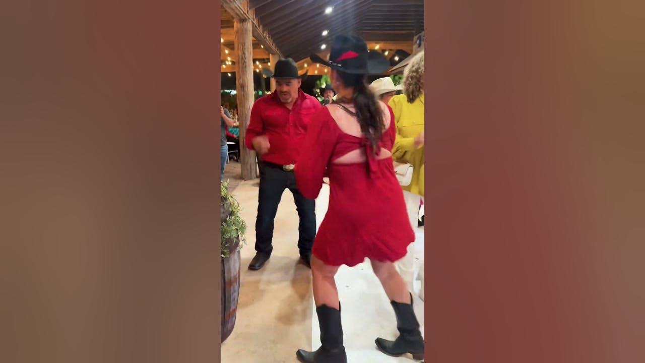 De fiesta #youtube #trending #baile #dance #music #fyp #shorts #viralvideo