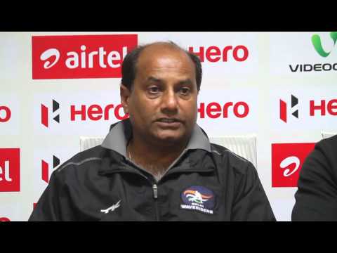 A.K.Bansal coach of Delhi Waveriders at a pre match press conference - HIL 2013 Video