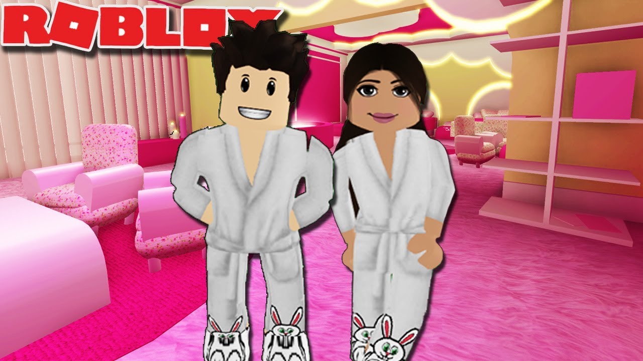 Cutest Hotel On Roblox Grottys Hotel Resort Roblox Funny