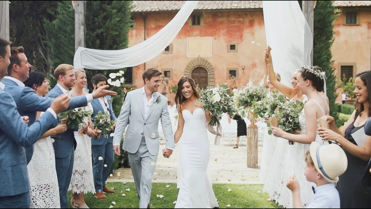 Vintage Inspired Romantic Wedding in a Tuscan Villa - Vignamaggio Wedding