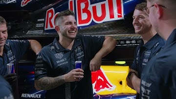 Pitch Black Pit Stop - THEON teams up with Magenta Films for the top F1 Team