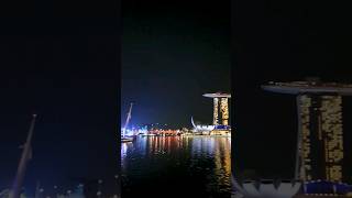 Suasana Malam Hari di Kawasan Marina Bay Singapore. Masya Allah indah sekali 🤩 #singapore #marinabay
