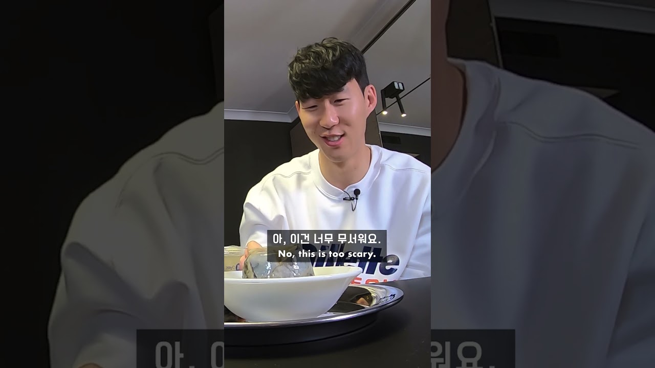 Sonny Tries British Jellied Eels!