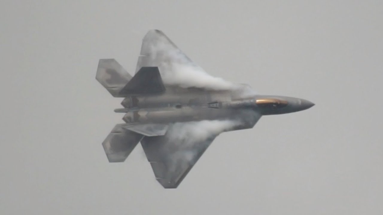 Lockheed Martin F-22A Raptor US Air Force Demo Team flying Display at RIAT 2016 AirShow