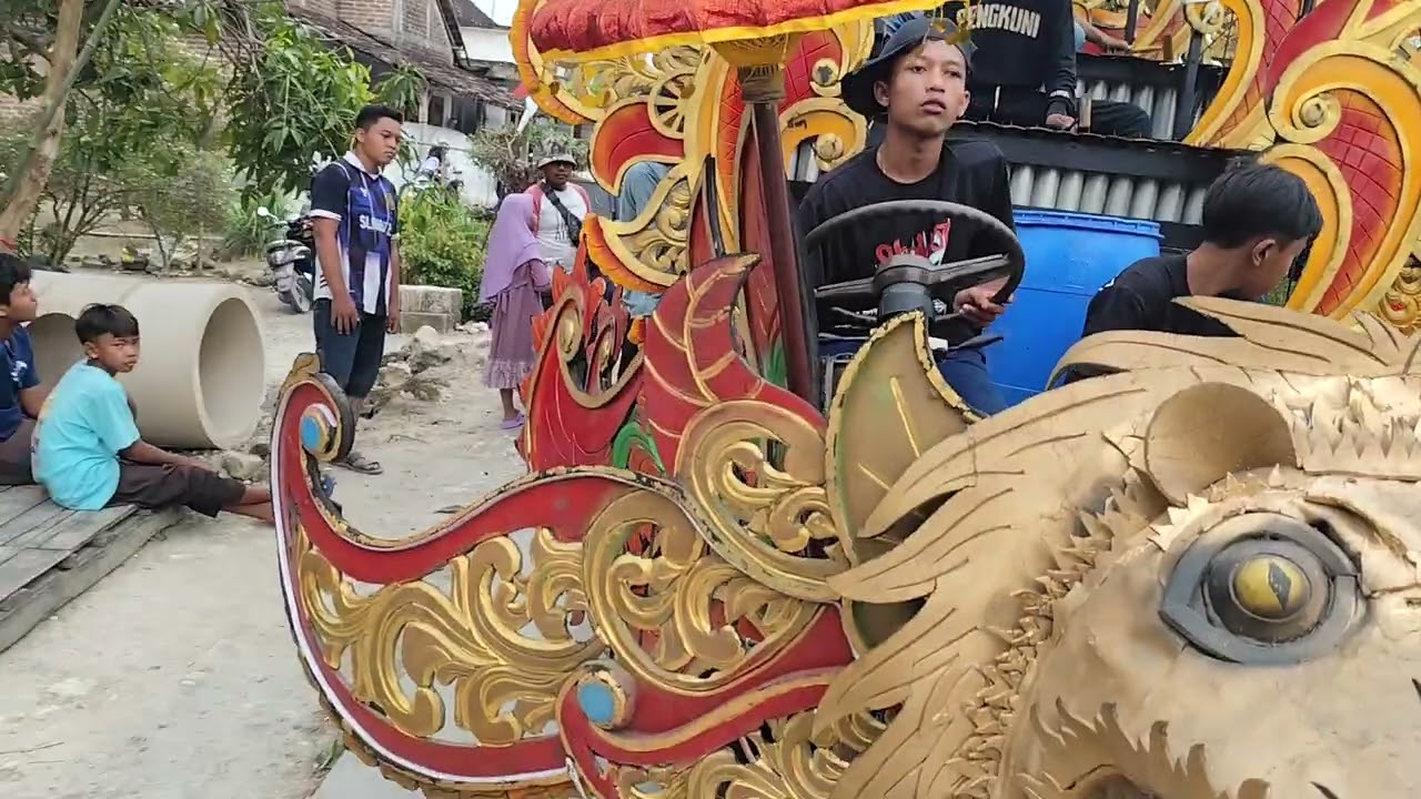 SIA2 MENGHARAPKAN CINTAMU VERSI TONGKLEK SINGO LEGINO KARNAVAL DUSUN WONOREJO SAMBENG LAMONGAN 
