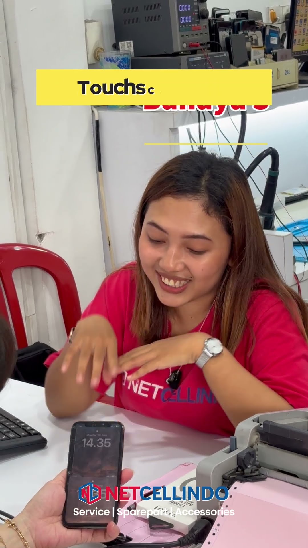 Thumbnail video: Layar HP Retak Dibiarkan, Bahaya? Ini Risikonya