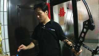 20120830 Compound Bow(Mission Rally) training in the balcony(複合弓練習)-1