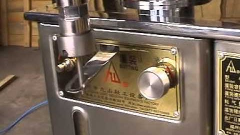 Máy chiết rót dung dịch lỏng, máy chiết rót sữa tắm, siro vào chai,may chiet rot 1 voi LH 0909134877