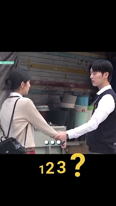 Yi Chan Appa forgot his line after helding hands with chung ah eomma #twinklingwatermelon #bts