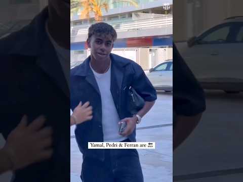 Lamine Yamal outfit