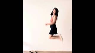 Happy Unboxingfrohe Anprobe