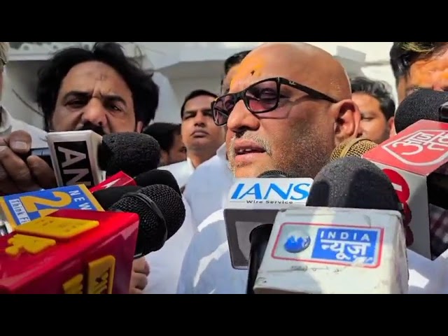 रामपुर में गरमाई सियासत: आज़म खान के घर पहुंचे अजय राय, सरकार पर लगाए गंभीर आरोप