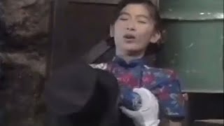 おっぱいを揉まれる篠原涼子