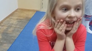 Mannequin challenge. Beverly Kids