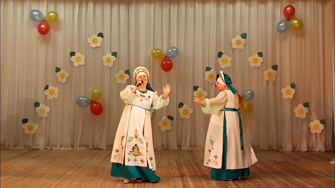 Крапива-лебеда песня. Крапива лебеда по дорожке стелется слушать. Ансамбль добро костюмы. Ансамбль крапива. Крапива-лебеда песня.