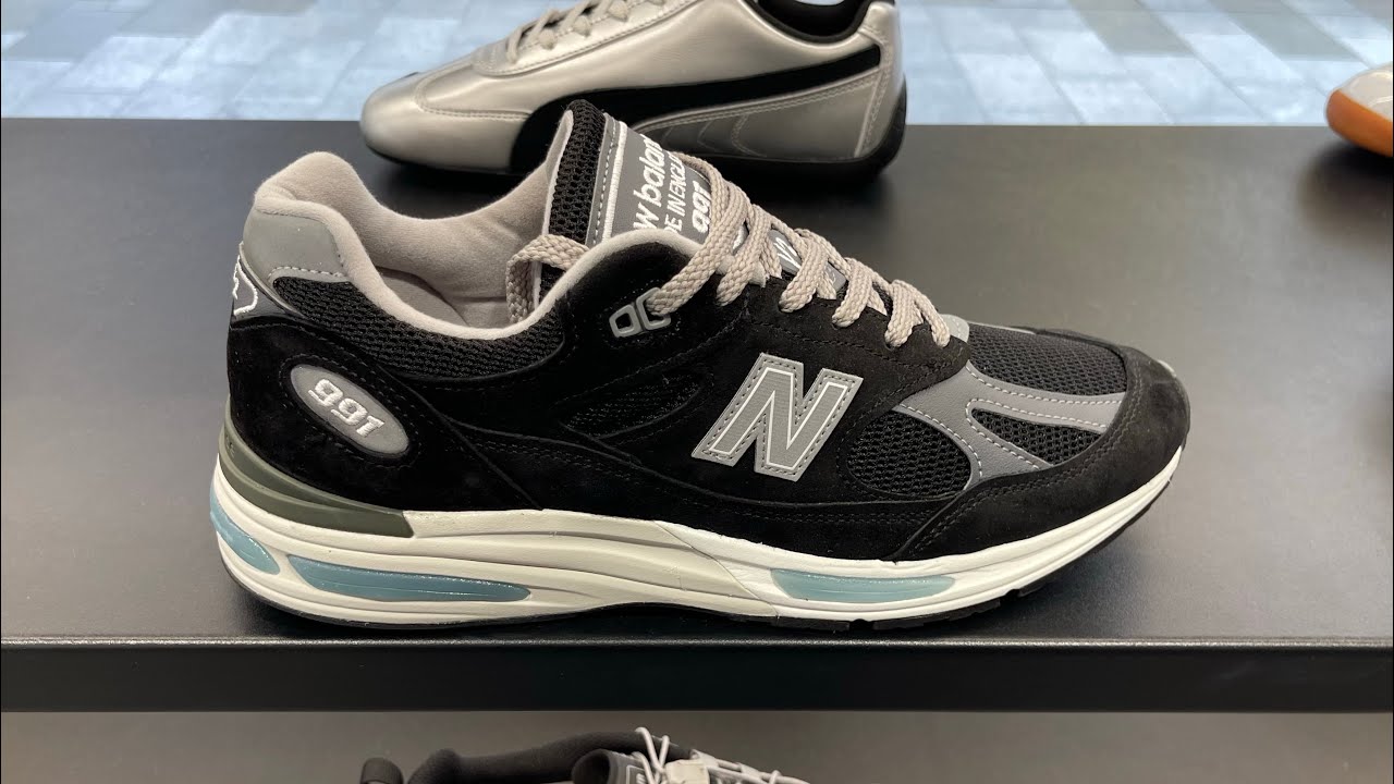 New Balance Made In UK 991v2 (Black/ Smoked Pearl/ Silver) - Style 
