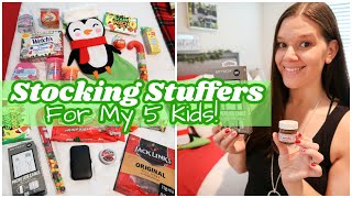 STOCKING STUFFER IDEAS | WHAT'S IN MY KIDS' STOCKINGS 2020 | STOCKING STUFFERS FOR AGES 2 TO 14
