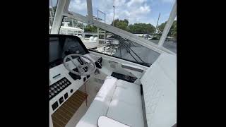 2023 World Cat 325DC